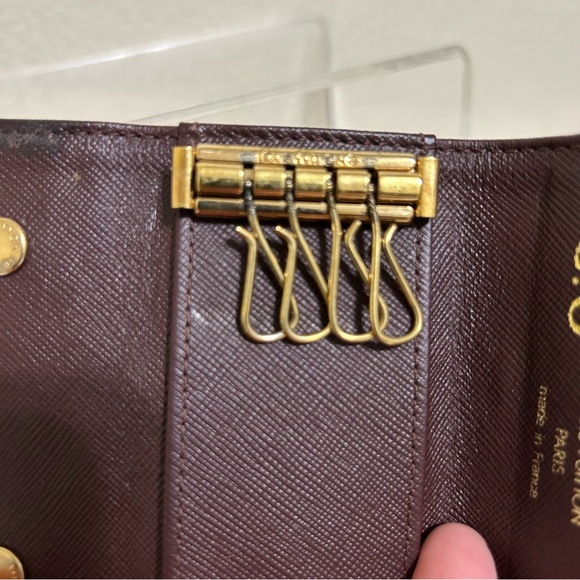 Louis Vuitton mini Lin cherry key holder - Picture 3 of 9